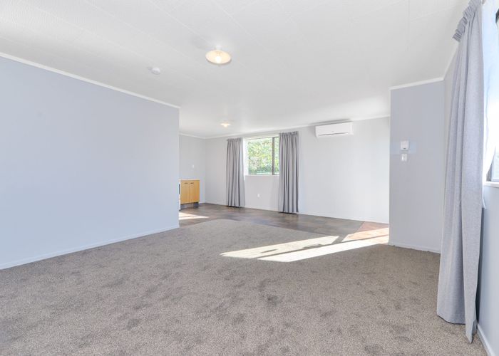  at 2/16 Sheehan Avenue, Papakura, Papakura, Auckland