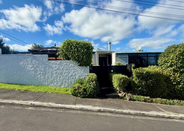  at 1/32 Walter Street, Hauraki, North Shore City, Auckland