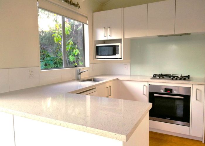  at 33B Wolsley Avenue, Milford, North Shore City, Auckland