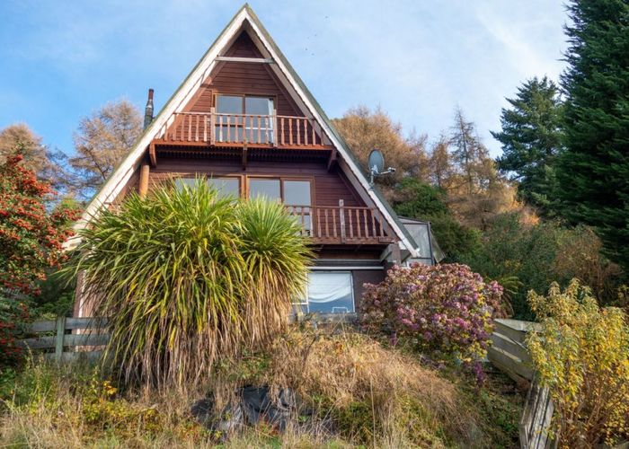  at 6 Finch Street, Saint Leonards, Dunedin