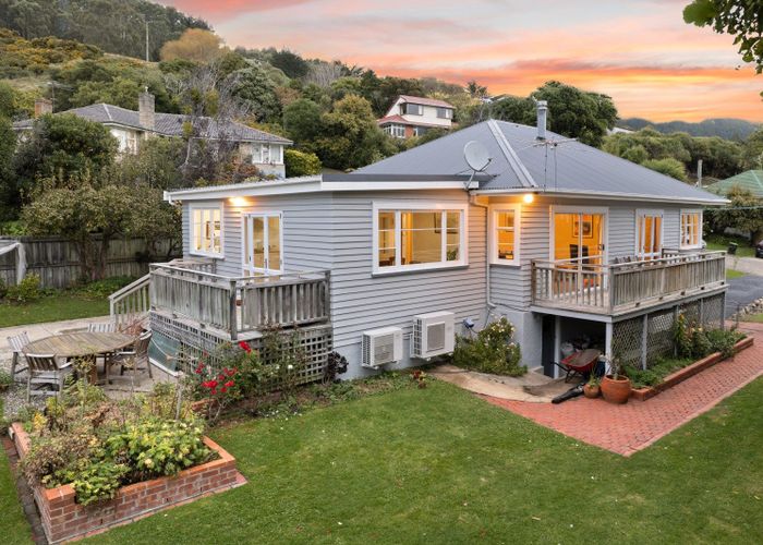  at 8 Rosehill Road, Macandrew Bay, Dunedin, Otago