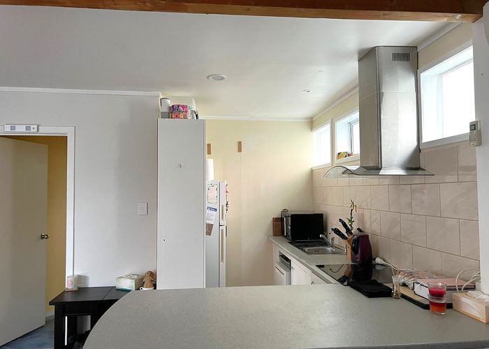  at 129 Wallace Road, Mangere Bridge, Auckland