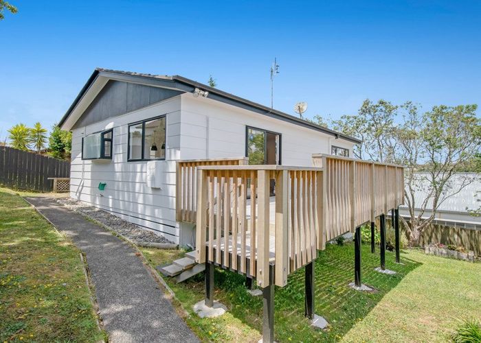  at 1/7 Leiden Place, Tōtara Vale, Auckland