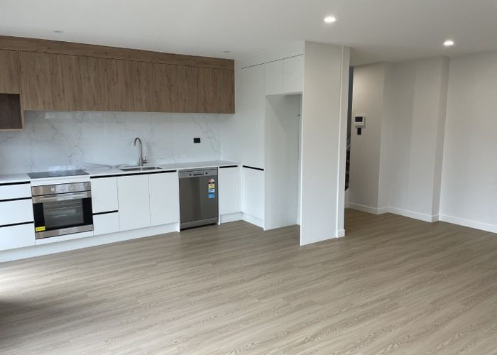  at 5/9 Kamaka Road, Mangere Bridge, Manukau City, Auckland
