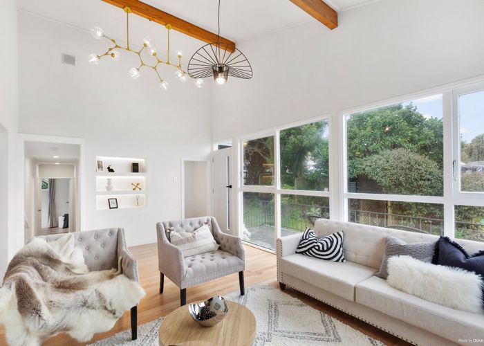  at 612 Glenfield Road, Bayview, Auckland