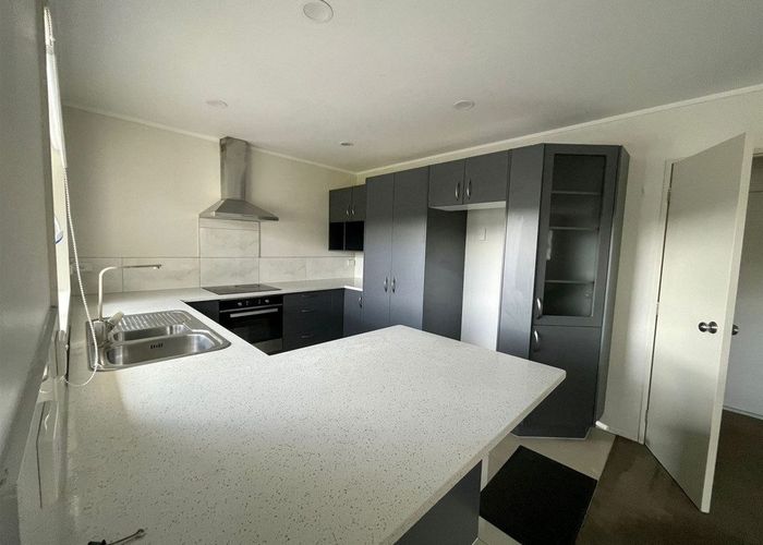  at 9 Birchlea Rise, Goodwood Heights, Manukau City, Auckland