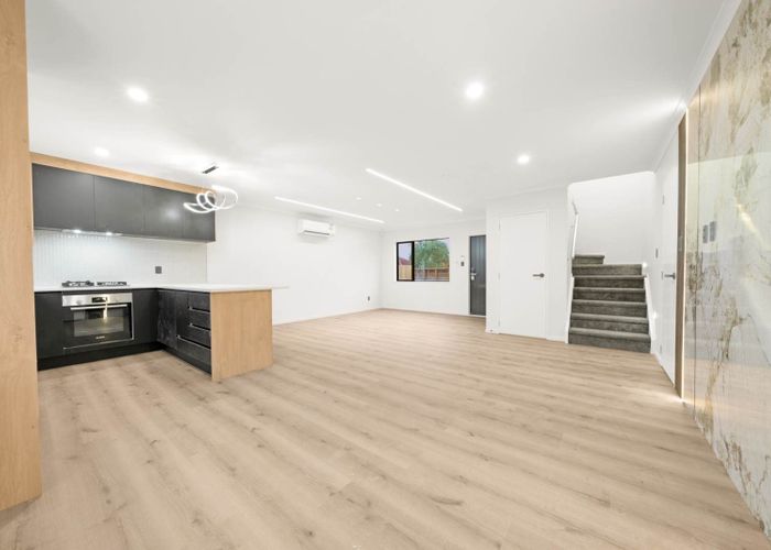  at Lot 2/38 Rosebank Road, Papatoetoe, Manukau City, Auckland