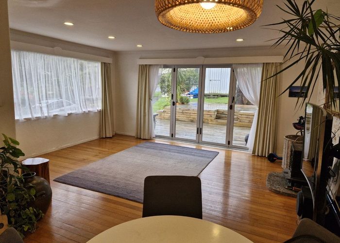  at 119 Eskdale Road, Birkdale, North Shore City, Auckland