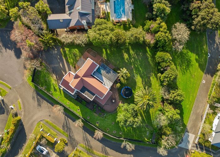  at 16 Almond Grove, Greenhithe, North Shore City, Auckland