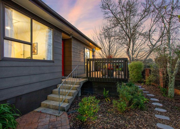  at 21B Glucina Place, Glen Eden, Auckland