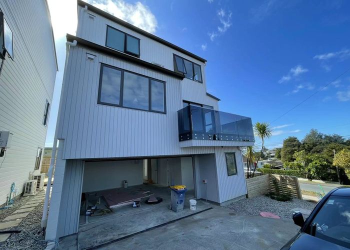 at 1A Tui Glen, Birkenhead, North Shore City, Auckland