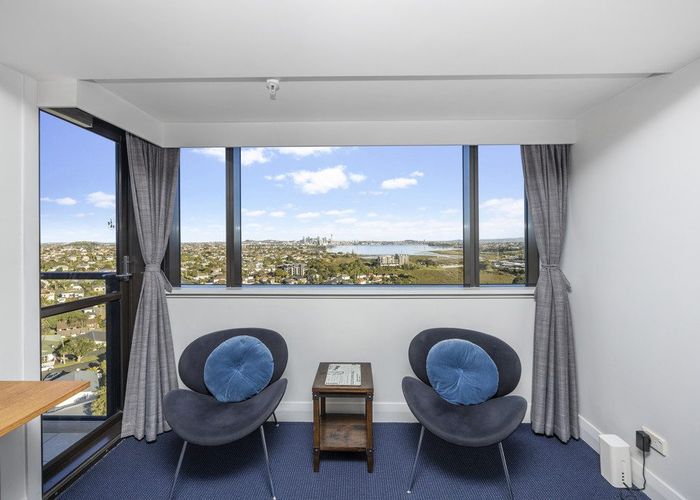  at 9-17 Byron Avenue, Takapuna, North Shore City, Auckland