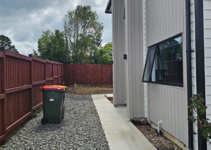  at 83a Hutchinsons Road, Bucklands Beach, Manukau City, Auckland