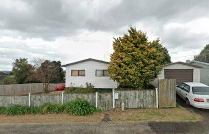  at 10 Malte Brun Place, Papatoetoe, Auckland