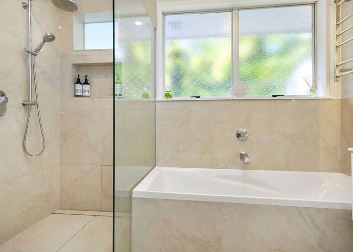  at 23 Vista Crescent, Maoribank, Upper Hutt, Wellington