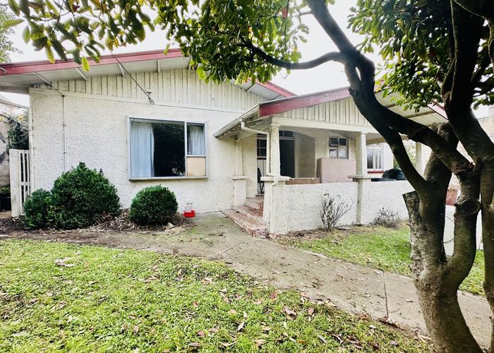  at 14 Wansbeck Street, South Hill, Oamaru