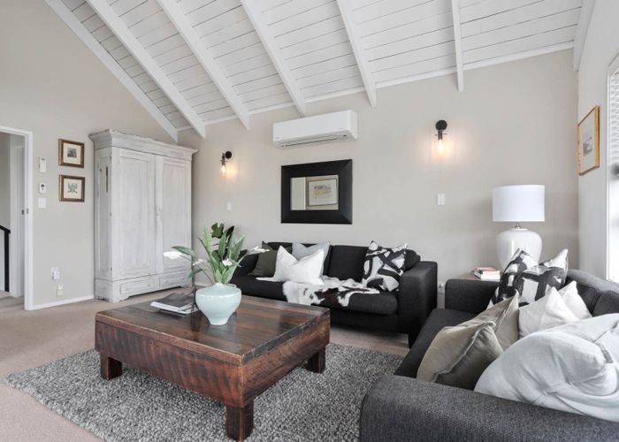  at 2/42 Shackleton Road, Mount Eden, Auckland City, Auckland