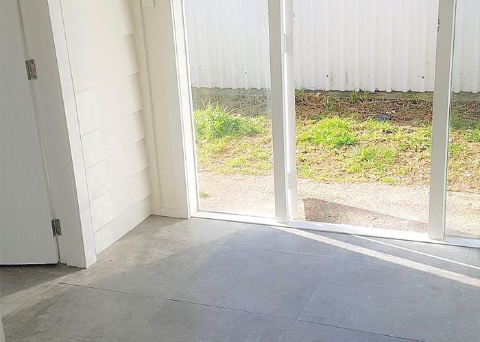  at 19B Domain Road, Glenfield, North Shore City, Auckland