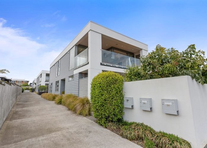  at 38 Takutai Avenue, Bucklands Beach, Manukau City, Auckland