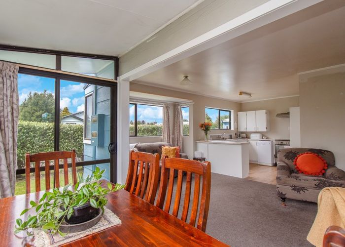  at 2 Grayson Avenue, Mangakakahi, Rotorua