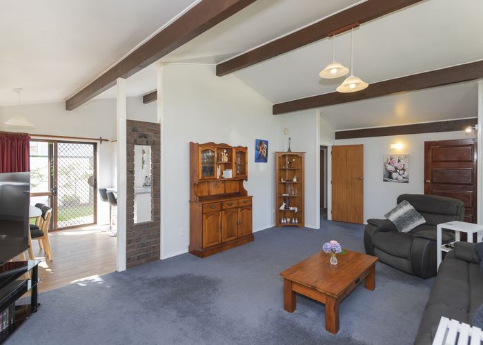  at 6 Sunvale Crescent, Whataupoko, Gisborne