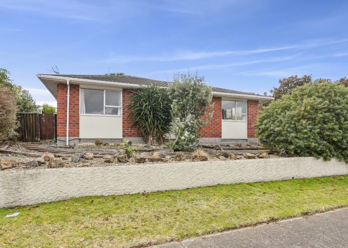  at 2/40 Teoti Street, Paraparaumu Beach, Kapiti Coast, Wellington