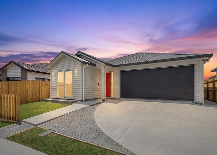  at 5 Tuwai Crescent, Opaheke, Papakura, Auckland