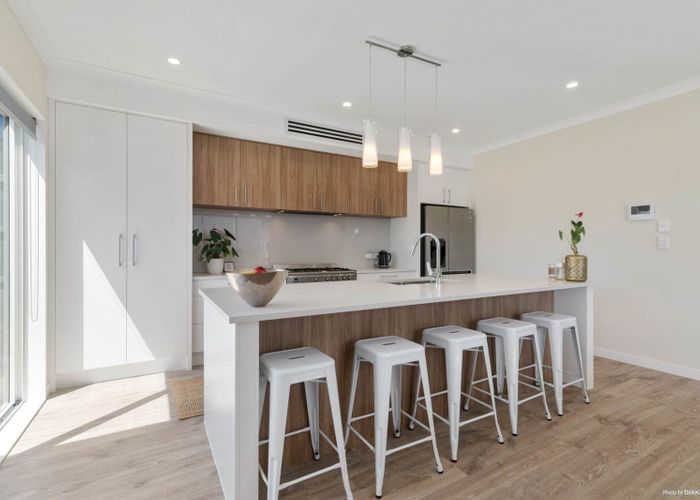  at 8 Hua Lane, Silverdale, Rodney, Auckland