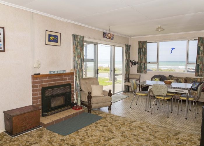  at 42A Akitio Esplanade, Akitio