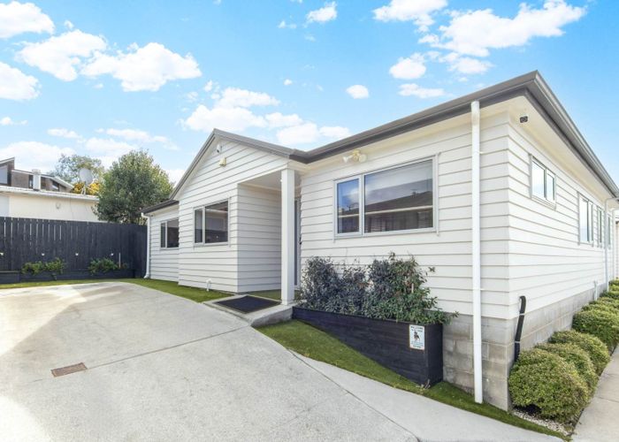  at 33B Glengarry Road, Glen Eden, Waitakere City, Auckland