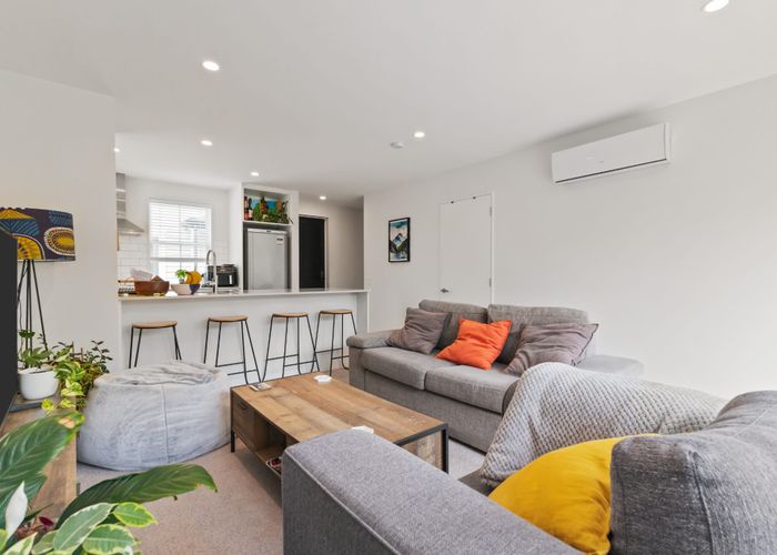  at 2/24 Devon Street, Sydenham, Christchurch