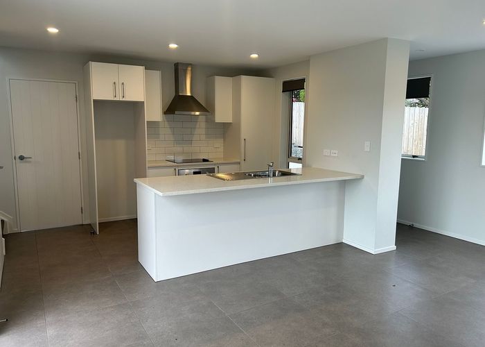  at 7B Yeoman Place, Howick, Manukau City, Auckland