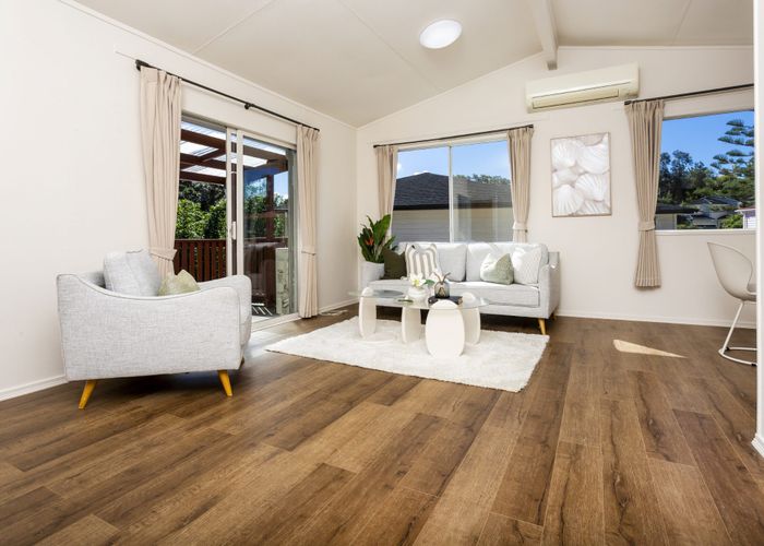  at 43 Valley View Road, Glenfield, North Shore City, Auckland