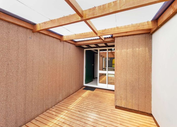  at 8 Banks Place, Tawhero, Whanganui