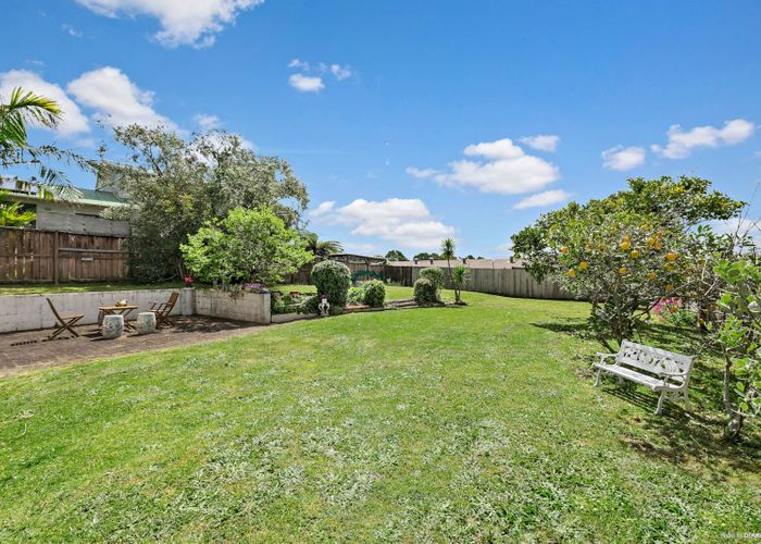  at 12 Royal Road, Massey, Auckland