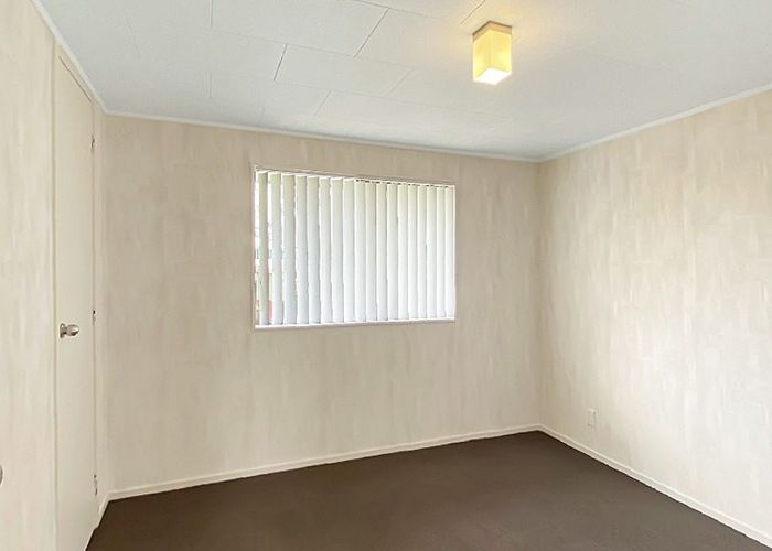 at 18 Glen Close, Glen Eden, Waitakere City, Auckland