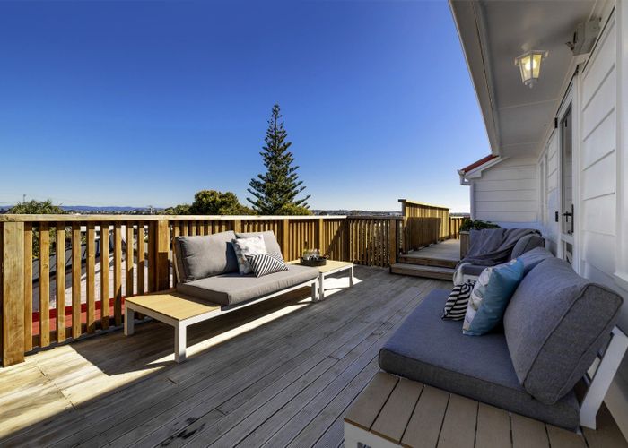  at 1/35 Francis Street, Hauraki, North Shore City, Auckland