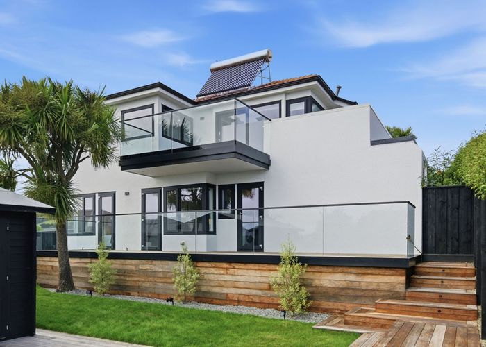  at 5B Madeley Road, Mount Pleasant, Christchurch City, Canterbury