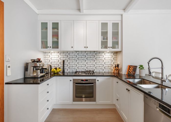  at 21B Kowhatu Road, One Tree Hill, Auckland