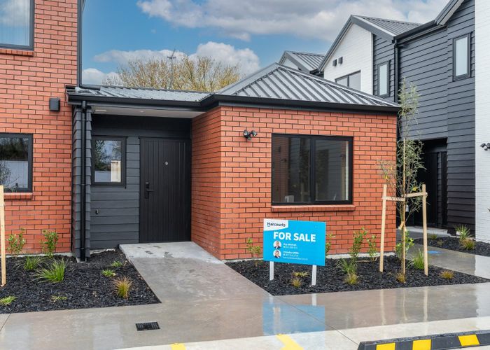  at 9/6 Fend Street, Chartwell, Hamilton, Waikato