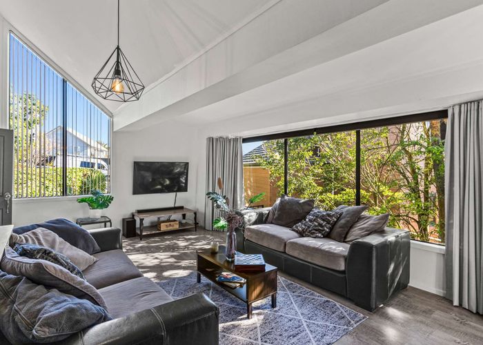  at 123 Ravensdale Rise, Westmorland, Christchurch