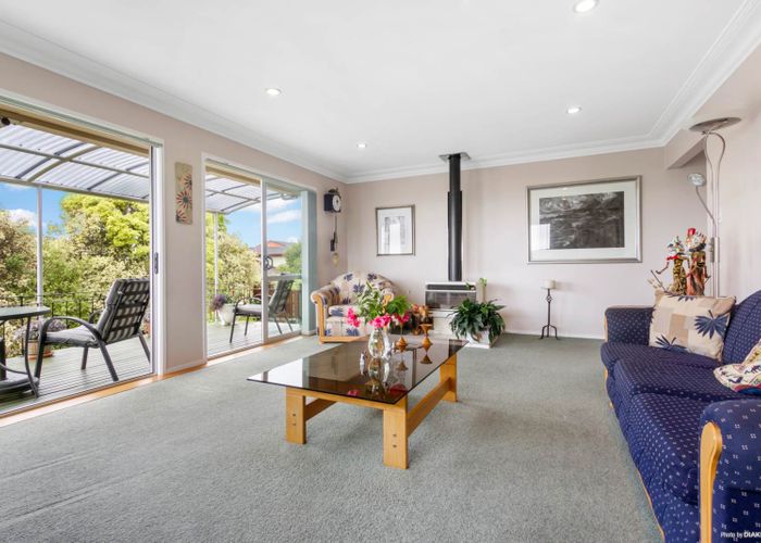  at 9 Forsythe Place, Massey, Auckland