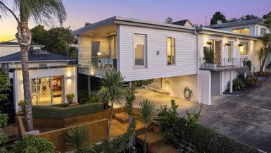  at 3/300 Mount Albert Road, Sandringham, Auckland