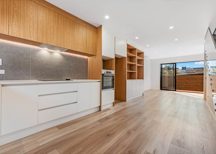  at 33B Onepoto Road, Hauraki, North Shore City, Auckland