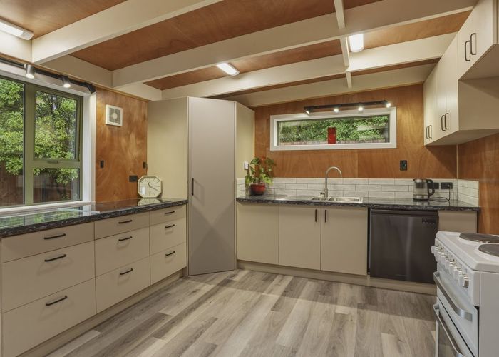  at 5 Moss Street, Portobello, Dunedin, Otago