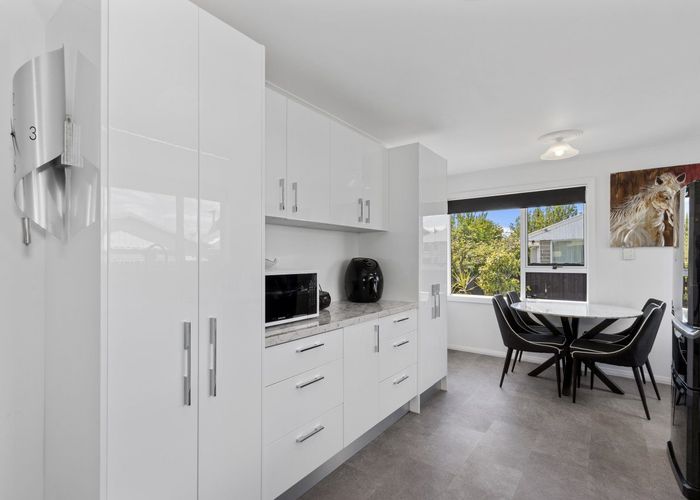  at 31 Horton Place, Avondale, Christchurch