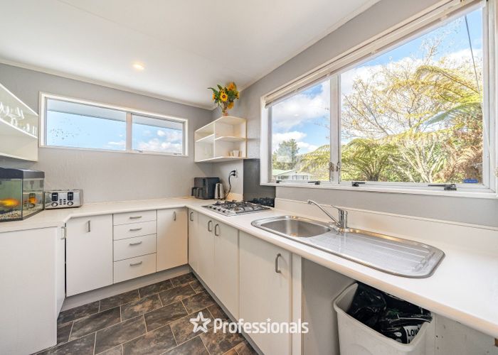  at 118 Holborn Drive, Stokes Valley, Lower Hutt, Wellington