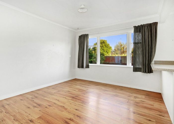  at 11 Wellington Road, Wainuiomata, Lower Hutt, Wellington