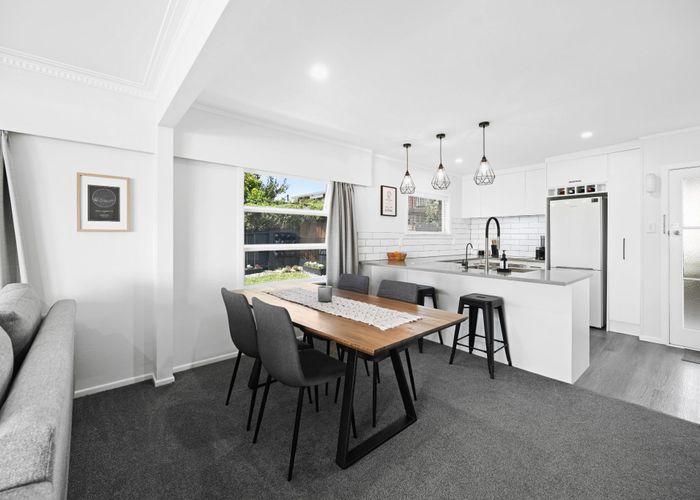  at 10 Thomson Avenue, Dinsdale, Hamilton
