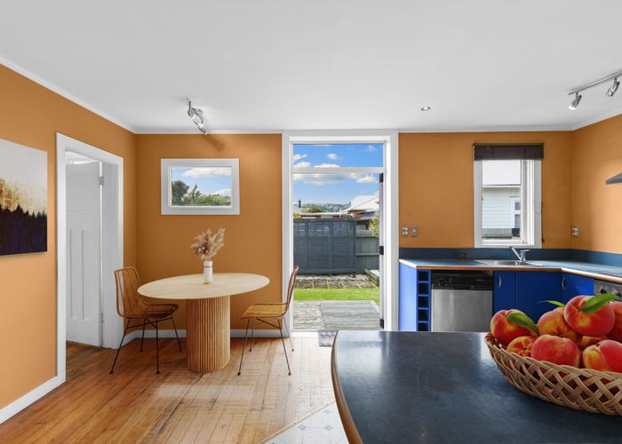  at 164 Victoria Road, Saint Clair, Dunedin